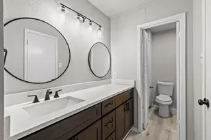1700 Laurel Lake Dr, Waco, TX 76710 - Photo 6