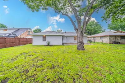 1725 Camara Court, Grand Prairie, TX 75051 - Photo 24