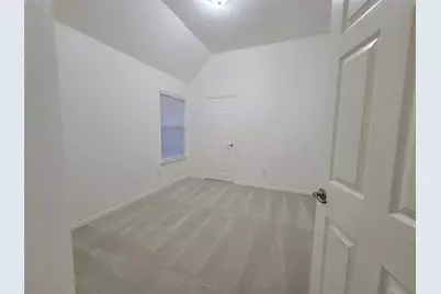 9320 Woodhurst Drive, McKinney, TX 75072 - Photo 14