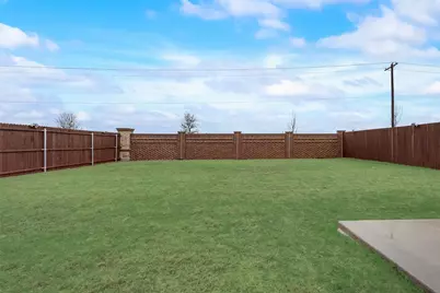 11109 Rockchapel Drive, Fort Worth, TX 76052 - Photo 20