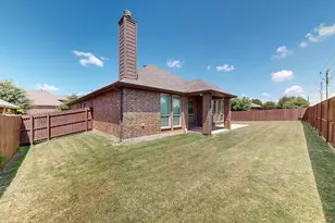 9505 Cypress Lake Dr, Fort Worth, TX 76036 - Photo 12