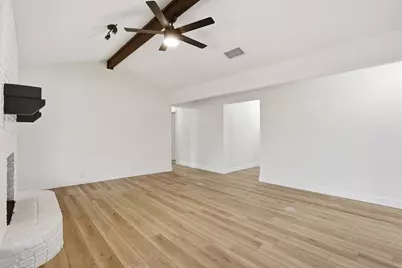 1215 Bradley Drive, Cleburne, TX 76033 - Photo 12