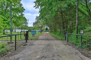 301 Cedar Point Cir, Gordonville, TX 76245 - Photo 30