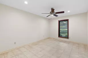 7708 Lemmonwood Dr, Dallas, TX 75231 - Photo 12