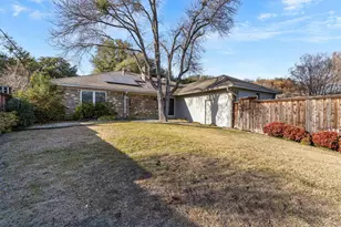 7708 Lemmonwood Dr, Dallas, TX 75231 - Photo 30