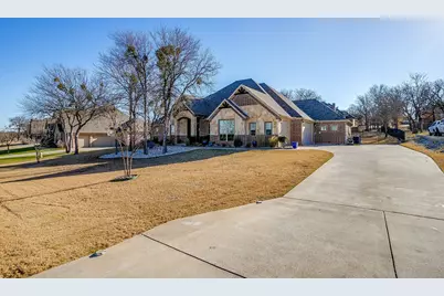 601 S Sugartree Drive, Lipan, TX 76462 - Photo 2