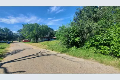 117 Osage Drive, Mabank, TX 75156 - Photo 2