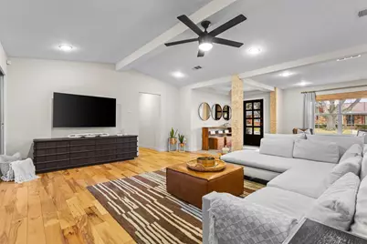 4815 Chilton Drive, Dallas, TX 75227 - Photo 6