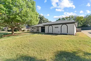 4412 Diamond Loch N, North Richland Hills, TX 76180 - Photo 4