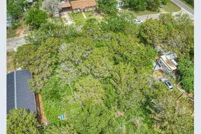 2721 Walnut Street, Granbury, TX 76048 - Photo 10