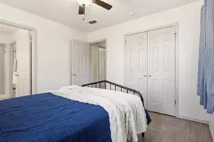 1105 Springdale Rd, Bedford, TX 76021 - Photo 32