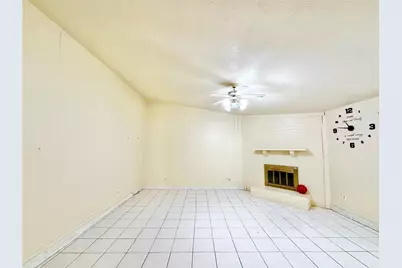 2406 Jo Lyn Lane, Arlington, TX 76014 - Photo 4