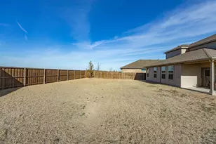 186 Dogwood Ave, Rhome, TX 76078 - Photo 32