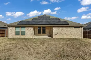 924 E 5th St, Springtown, TX 76082 - Photo 34