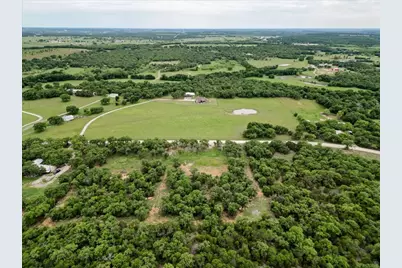 385 Hilltop Drive, Mineral Wells, TX 76067 - Photo 6