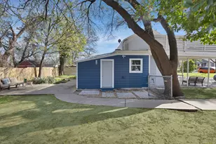 928 S Windomere Ave, Dallas, TX 75208 - Photo 1