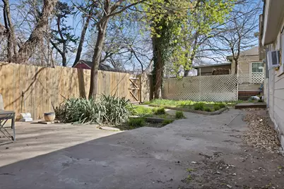 928 S Windomere Avenue #B, Dallas, TX 75208 - Photo 18