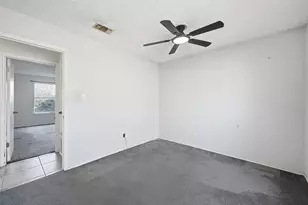 2910 Penny Ln, Euless, TX 76039 - Photo 14