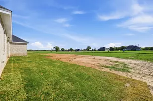 108 Cattleman Dr, Poolville, TX 76487 - Photo 32