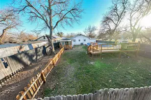 206 E 2nd St, Breckenridge, TX 76424 - Photo 26