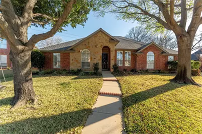 625 Palo Duro Drive, Hurst, TX 76054 - Photo 1