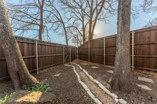 625 Palo Duro Dr, Hurst, TX 76054 - Photo 34