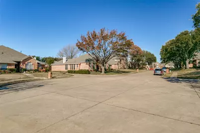 3703 Old Orchard Court, Carrollton, TX 75007 - Photo 36