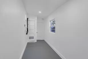 611 W College St, Jacksboro, TX 76458 - Photo 28