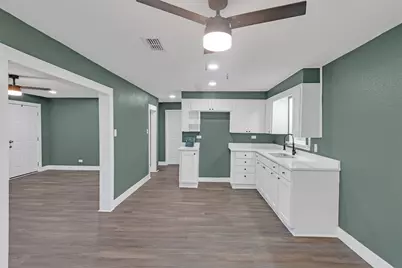 611 W College Street, Jacksboro, TX 76458 - Photo 16