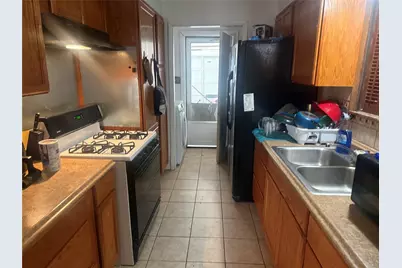 1117 Victoria, Bellmead, TX 76705 - Photo 6