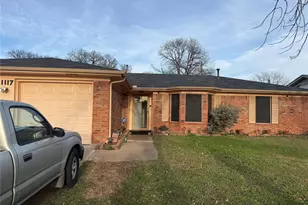 1117 Victoria, Bellmead, TX 76705 - Photo 2