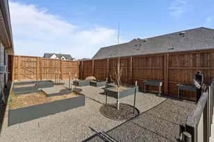 221 Oakmont Dr, Haslet, TX 76052 - Photo 38