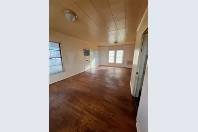 3633 Washburn Avenue, Fort Worth, TX 76107 - Photo 8