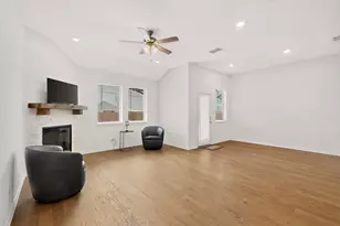 1721 Rushpea Dr, Royse City, TX 75189 - Photo 4