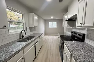 106 Timbercrest Dr, Mabank, TX 75156 - Photo 4