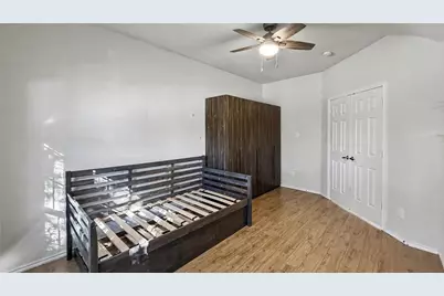 8530 Vista Grande Drive, Dallas, TX 75249 - Photo 24