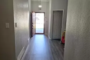 1033 Harriman Dr, Saginaw, TX 76131 - Photo 10