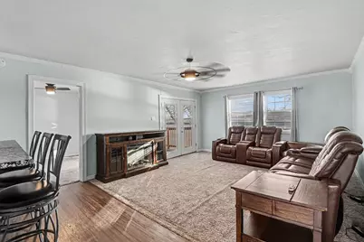 108 Harbor Drive #204, Runaway Bay, TX 76426 - Photo 6