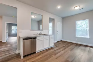 1356 S Denley Dr, Dallas, TX 75216 - Photo 4