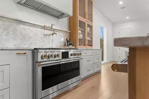 9000 Forest Hills Blvd, Dallas, TX 75218 - Photo 10