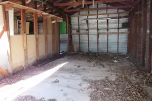 3807 Beverly Dr, Beverly Hills, TX 76711 - Photo 16