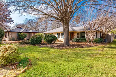 2129 Elmwood Boulevard, Dallas, TX 75224 - Photo 32