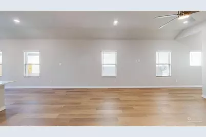 1004 Knox River Drive, Princeton, TX 75071 - Photo 4