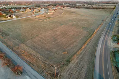 3207 Harris Street, Gainesville, TX 76240 - Photo 8