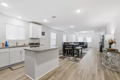 10101 Newtown Drive, Fort Worth, TX 76036 - Photo 6