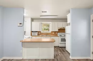 521 Hilltop Dr, Tool, TX 75143 - Photo 6