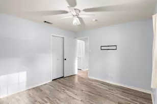 521 Hilltop Dr, Tool, TX 75143 - Photo 14