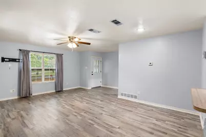 521 Hilltop Drive, Tool, TX 75143 - Photo 4