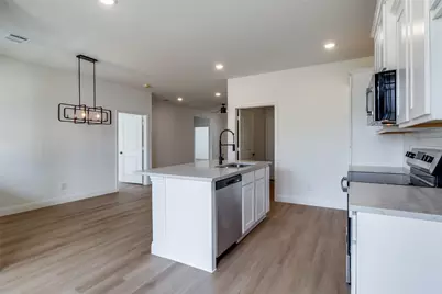 5814 Carlton Garrett Street, Dallas, TX 75215 - Photo 1