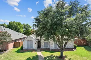 6513 Fairfield Dr, Rowlett, TX 75089 - Photo 2